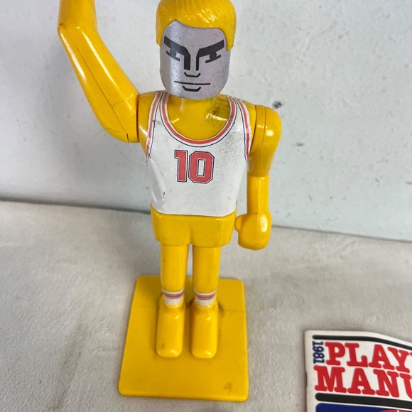 Vintage Schaper 1976 Basketball Player, Ball Stickers Super Jock 81 players man - Picture 3 of 12